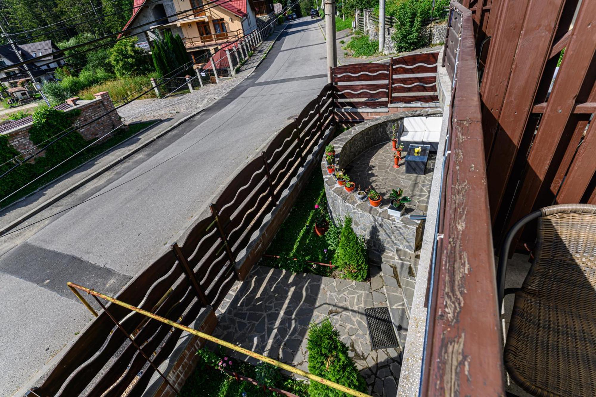Hotel Casa Ramino Buşteni Exterior foto